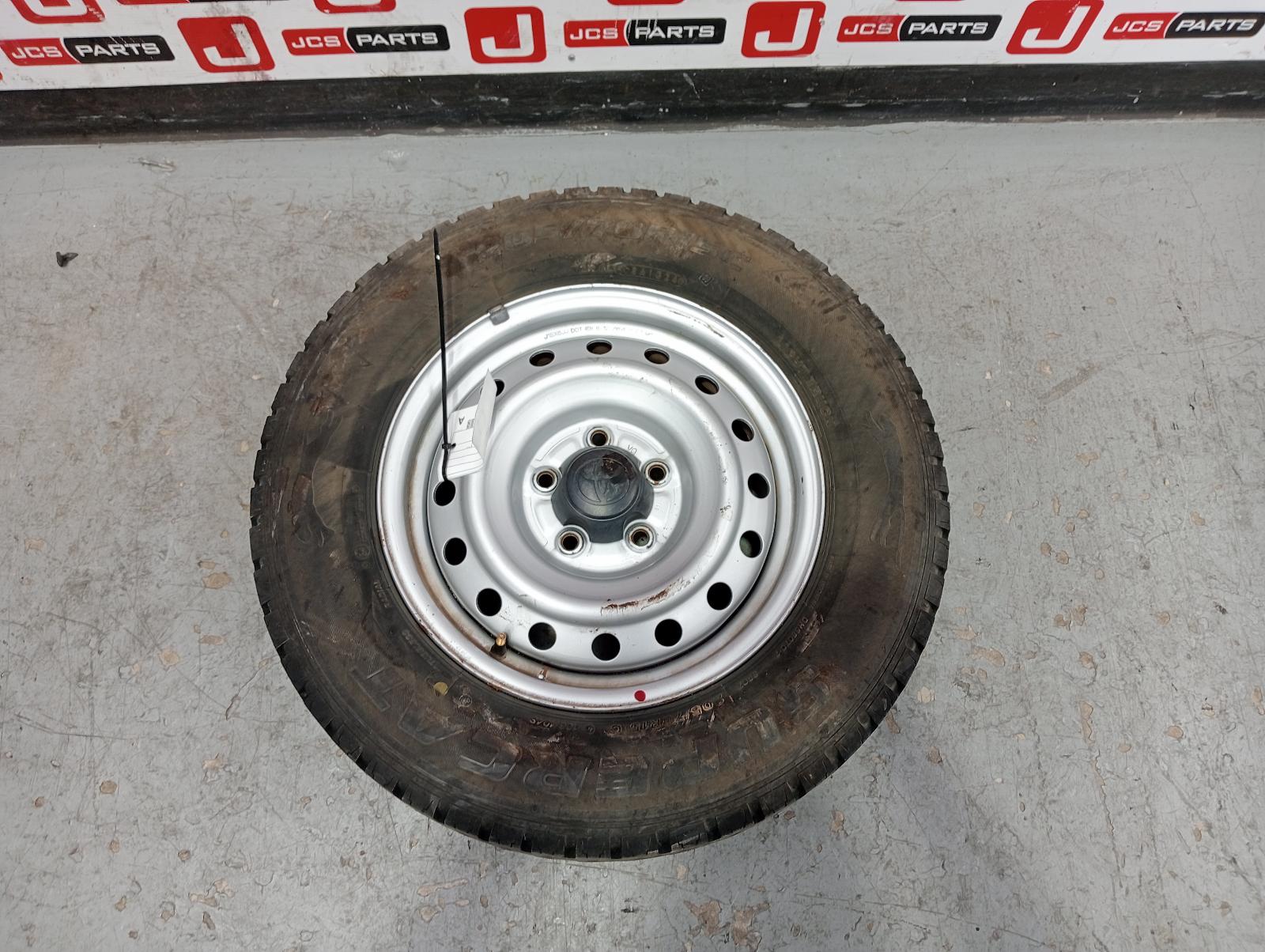 8993581