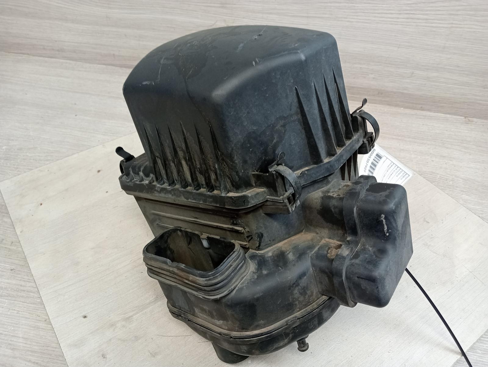 8950700