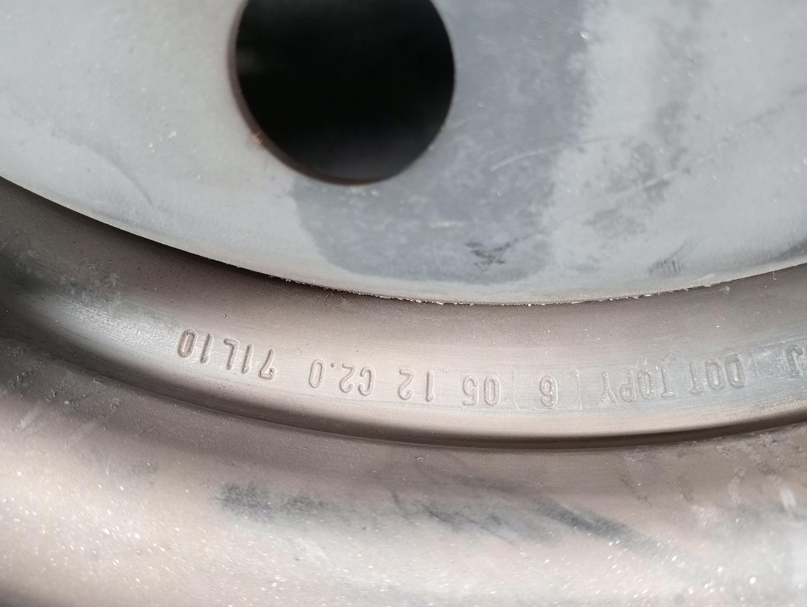 8696003