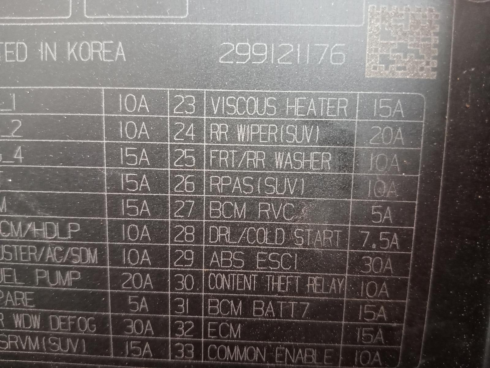8958572
