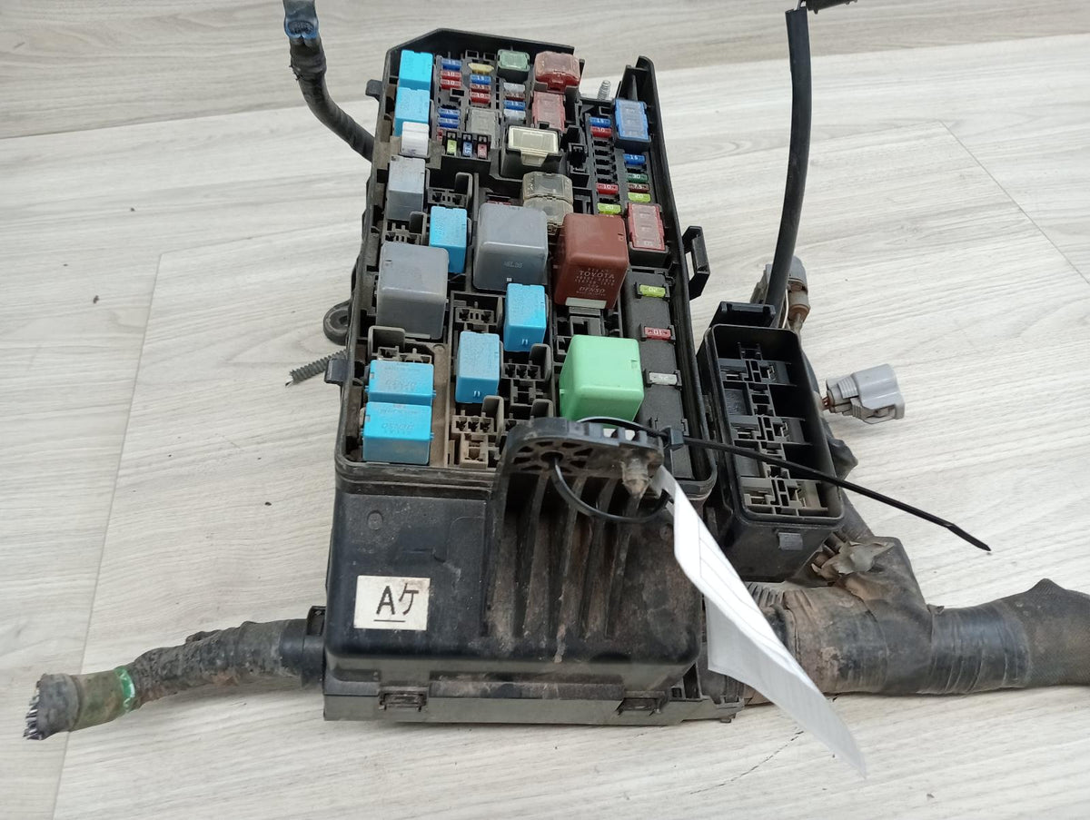 8986811