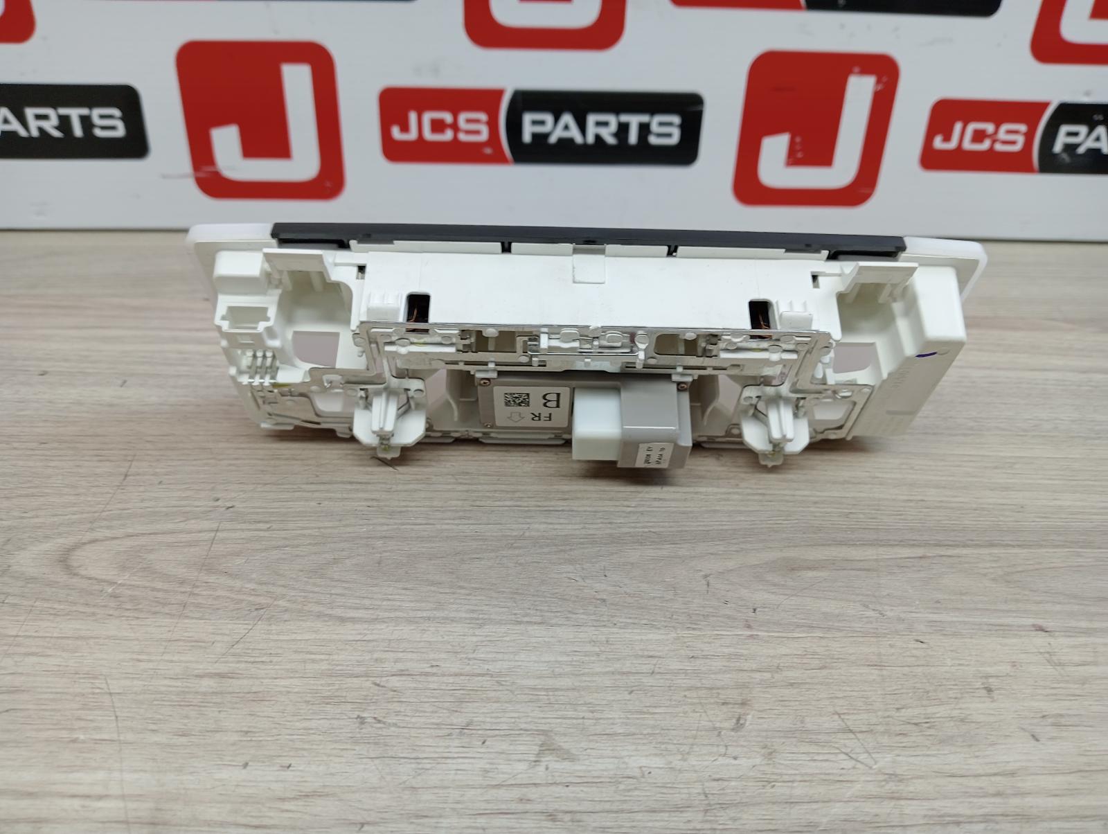 8969613