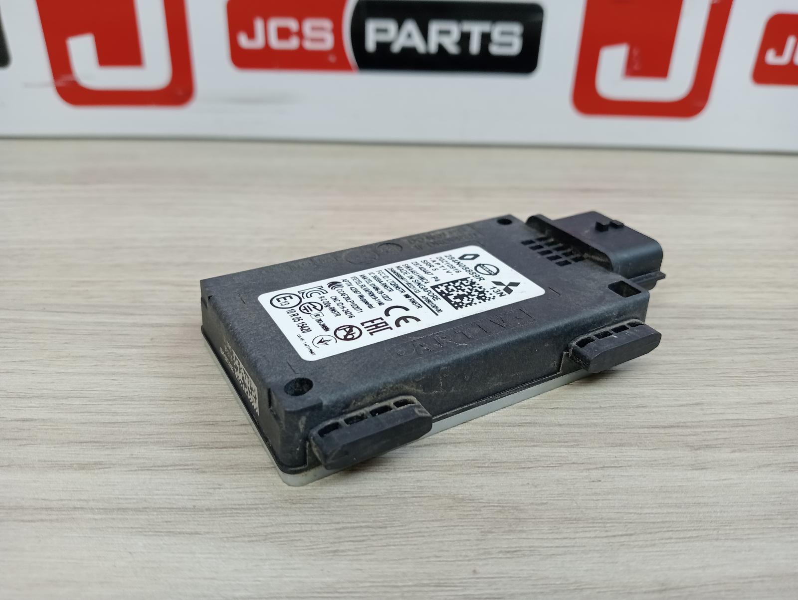 8960723