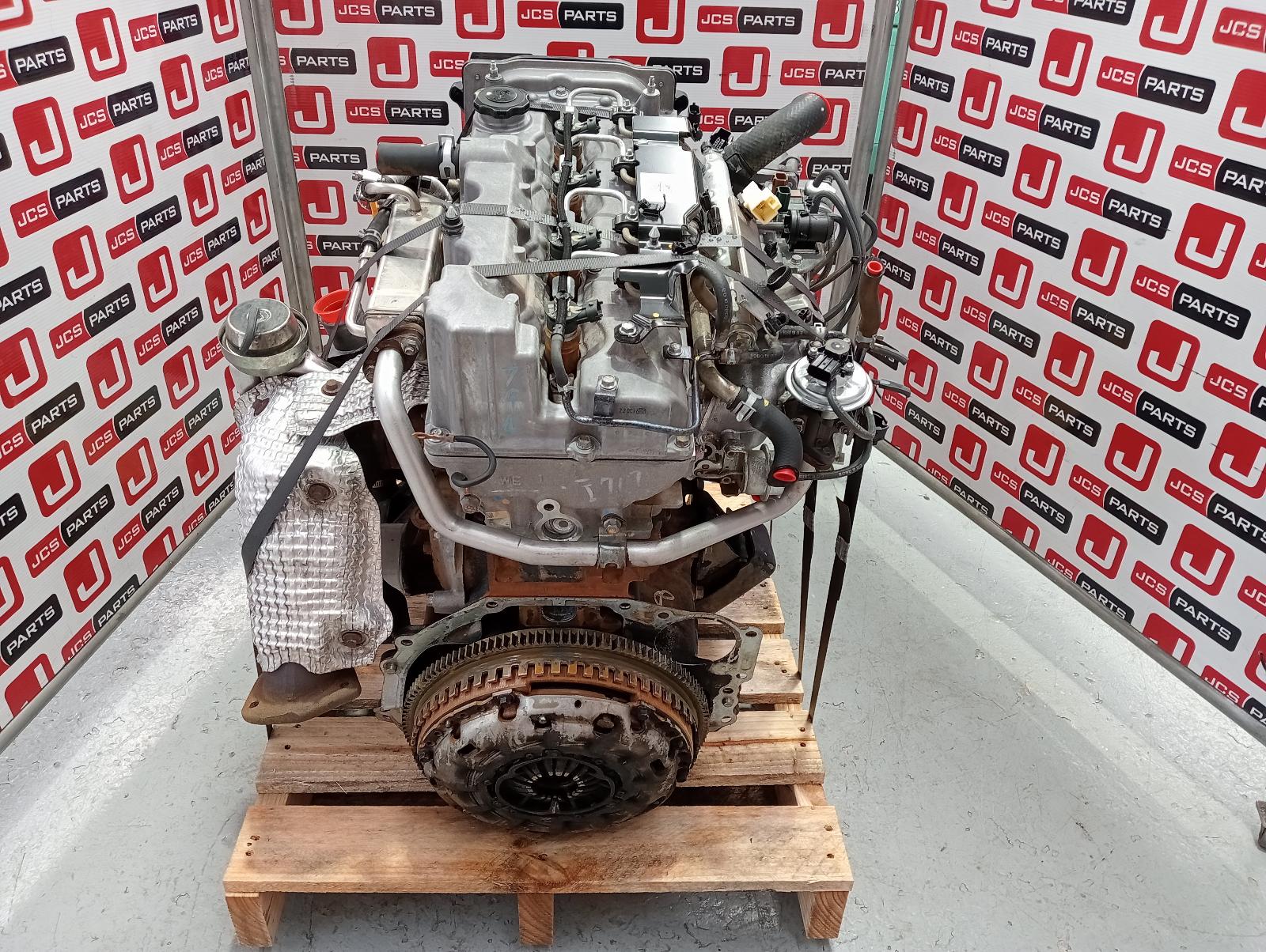 8952575