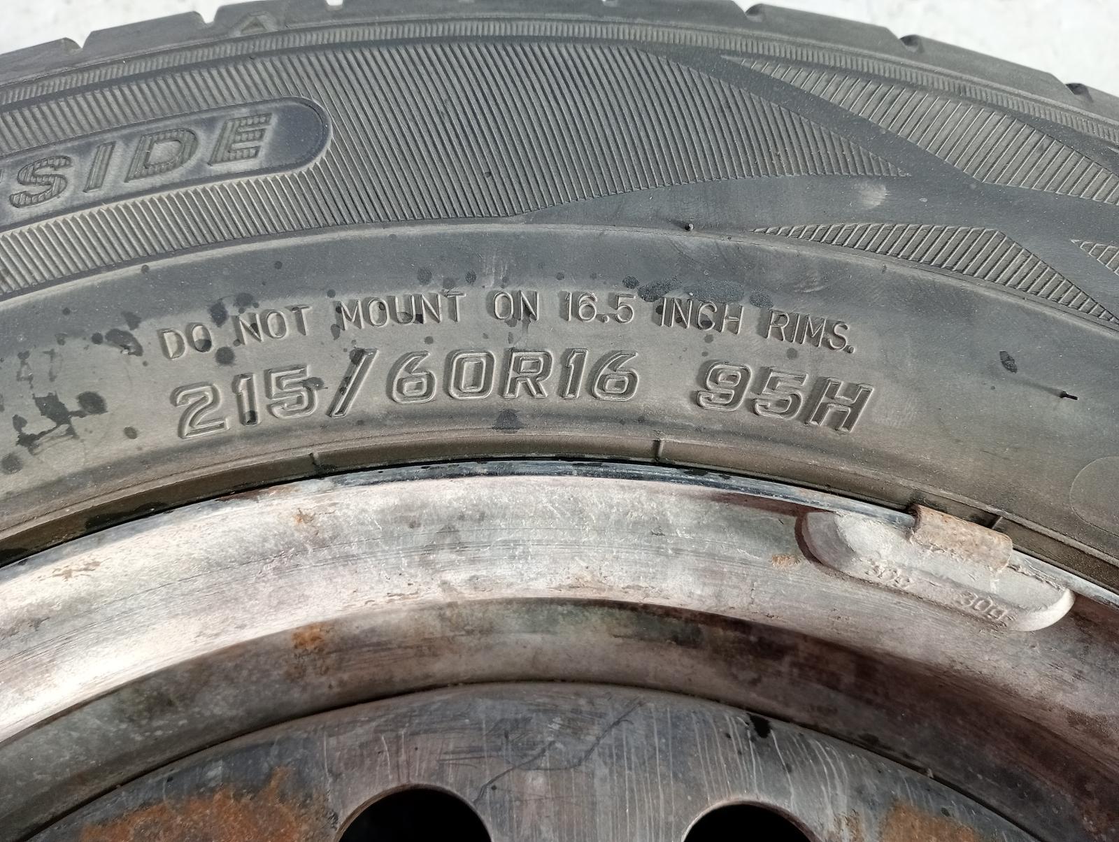 8959197