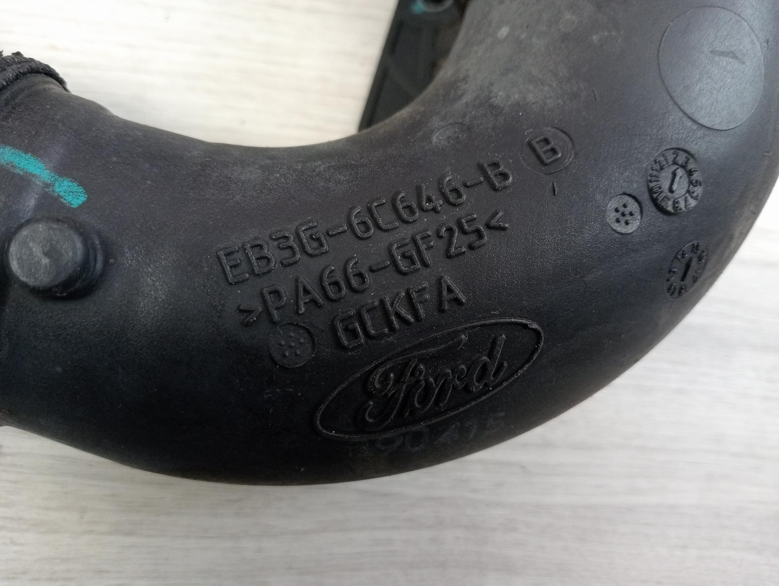8985163