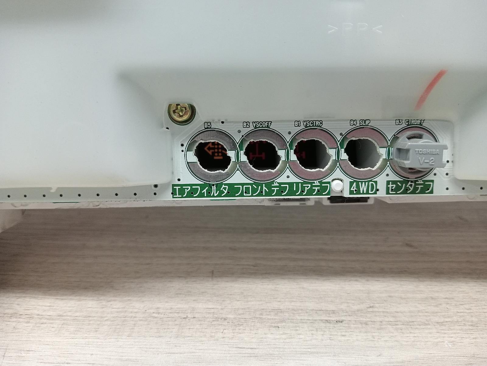 8982575