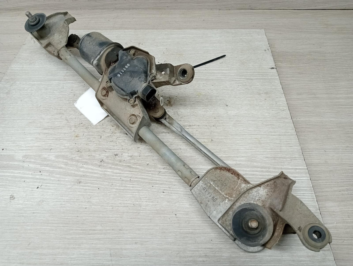 8988679
