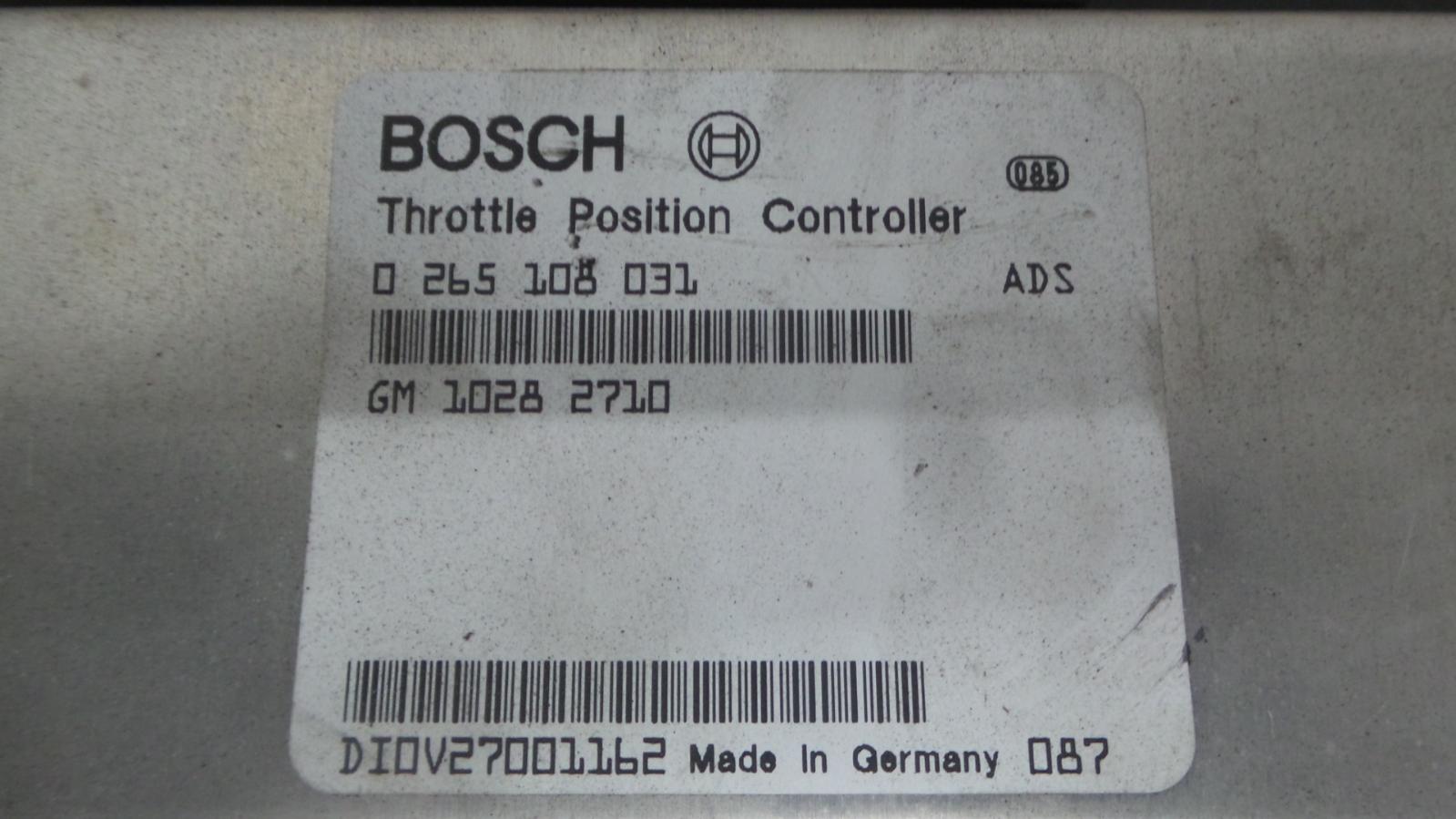 8984118