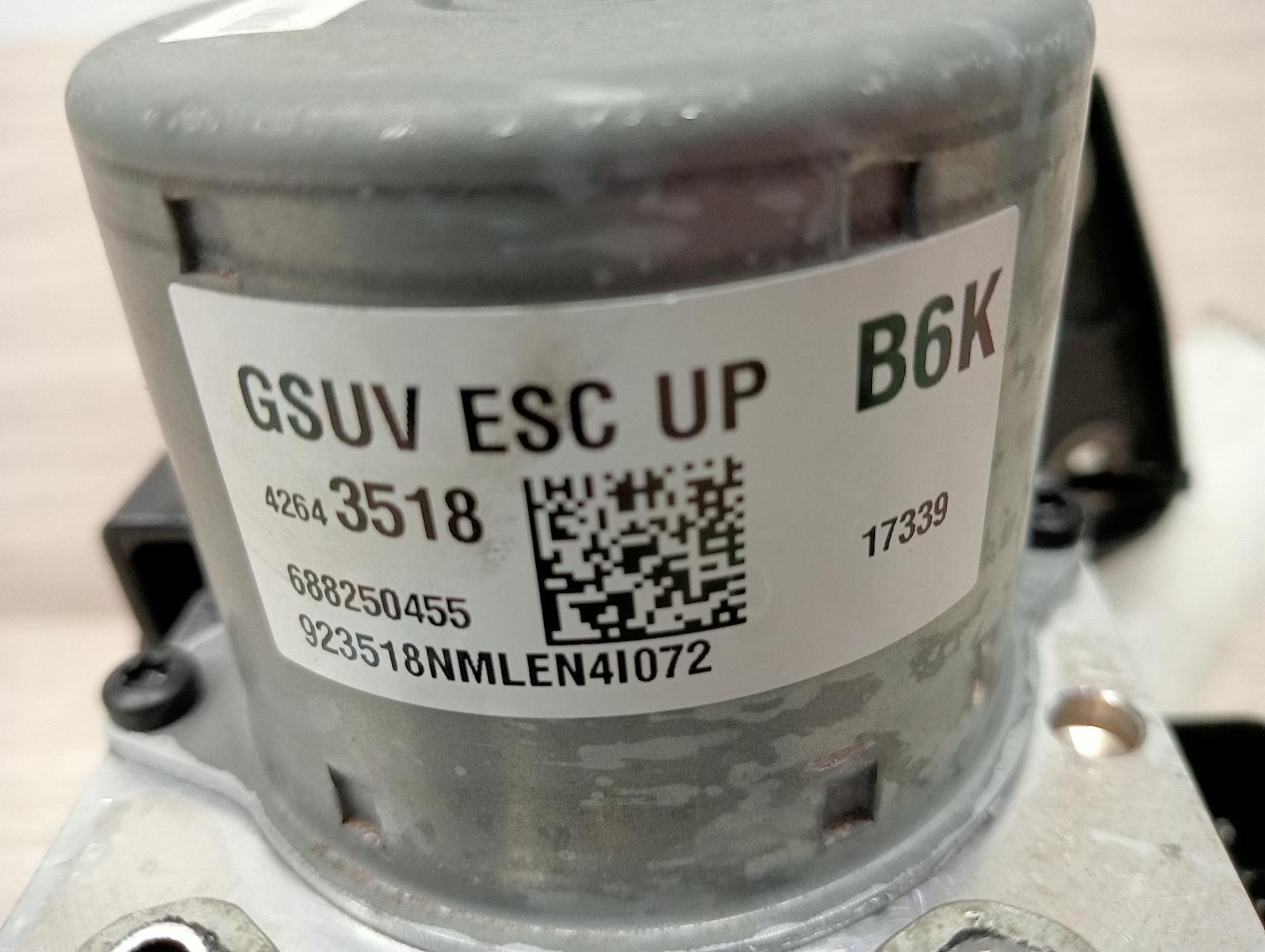 8852015