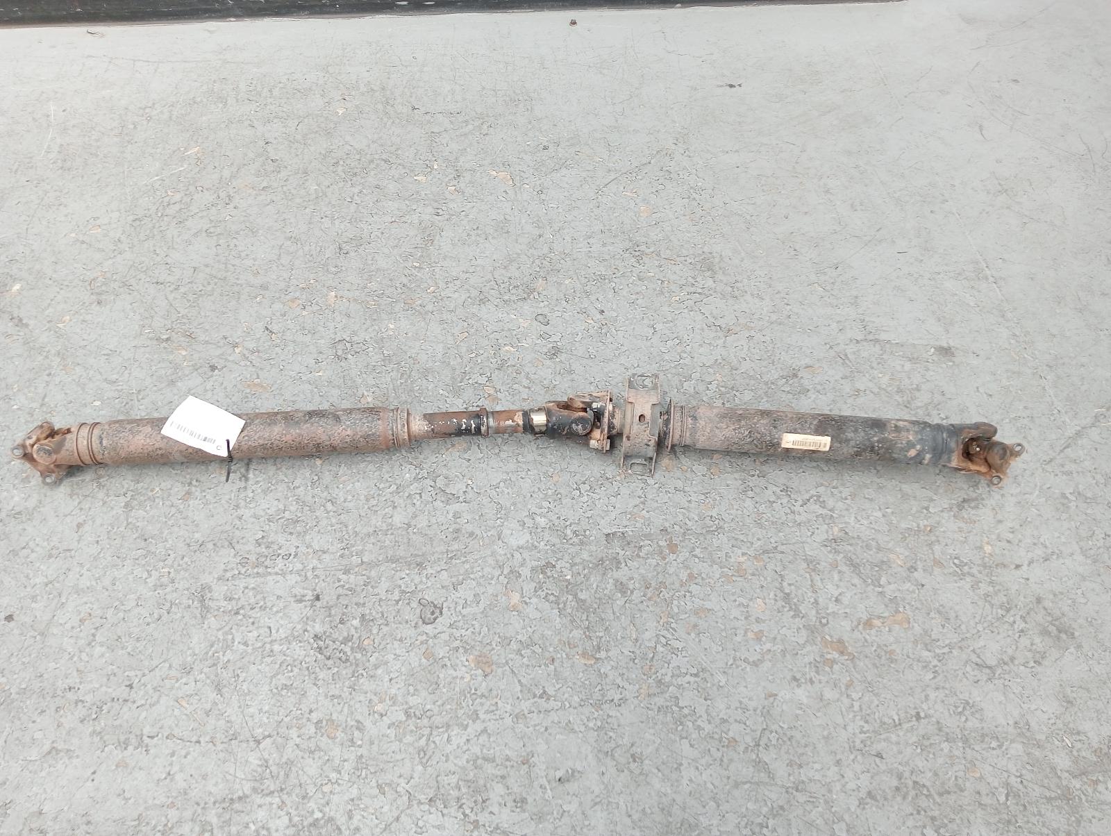 TOYOTA HILUX REAR PROP SHAFT 3.0, 1KD-FTV, DIESEL, AUTO 4 SPEED T/M, 4WD, ASSY (