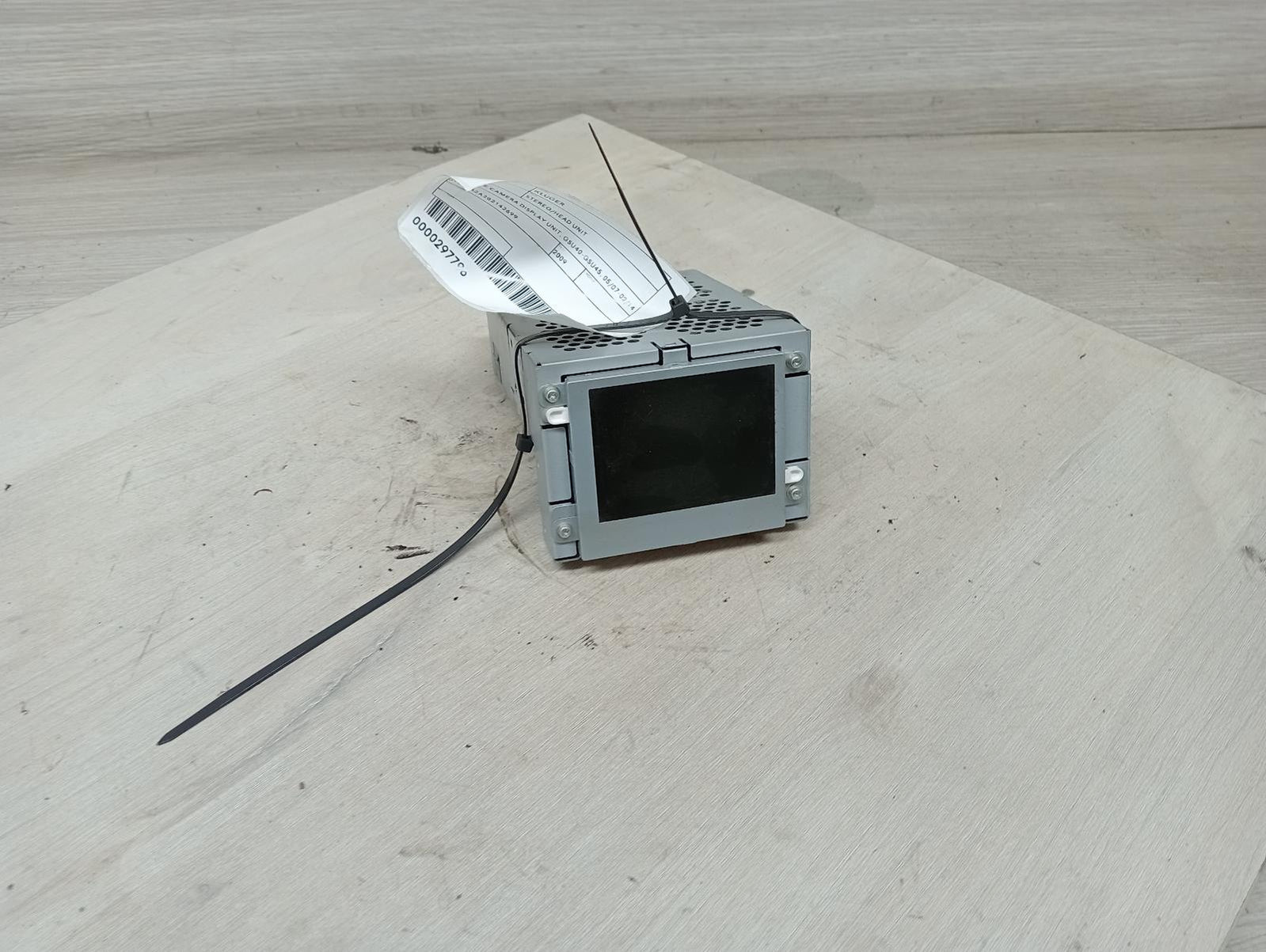 TOYOTA KLUGER STEREO/HEAD UNIT REVERSE CAMERA DISPLAY UNIT, GSU40-GSU45, 05/07-0