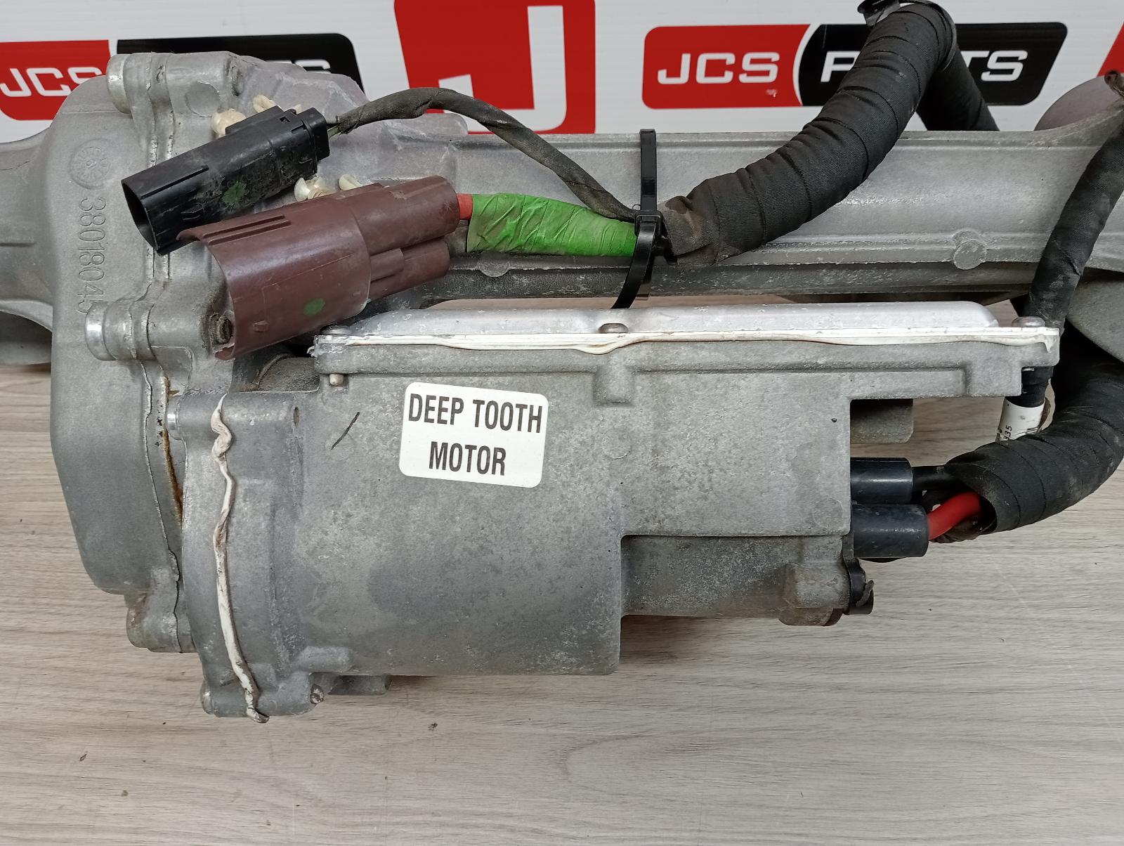 8951253