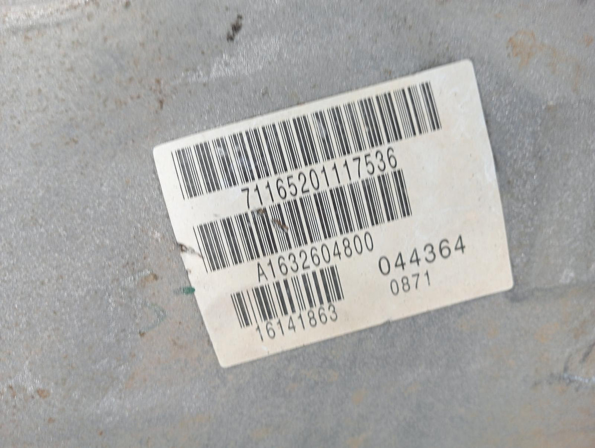 9038067