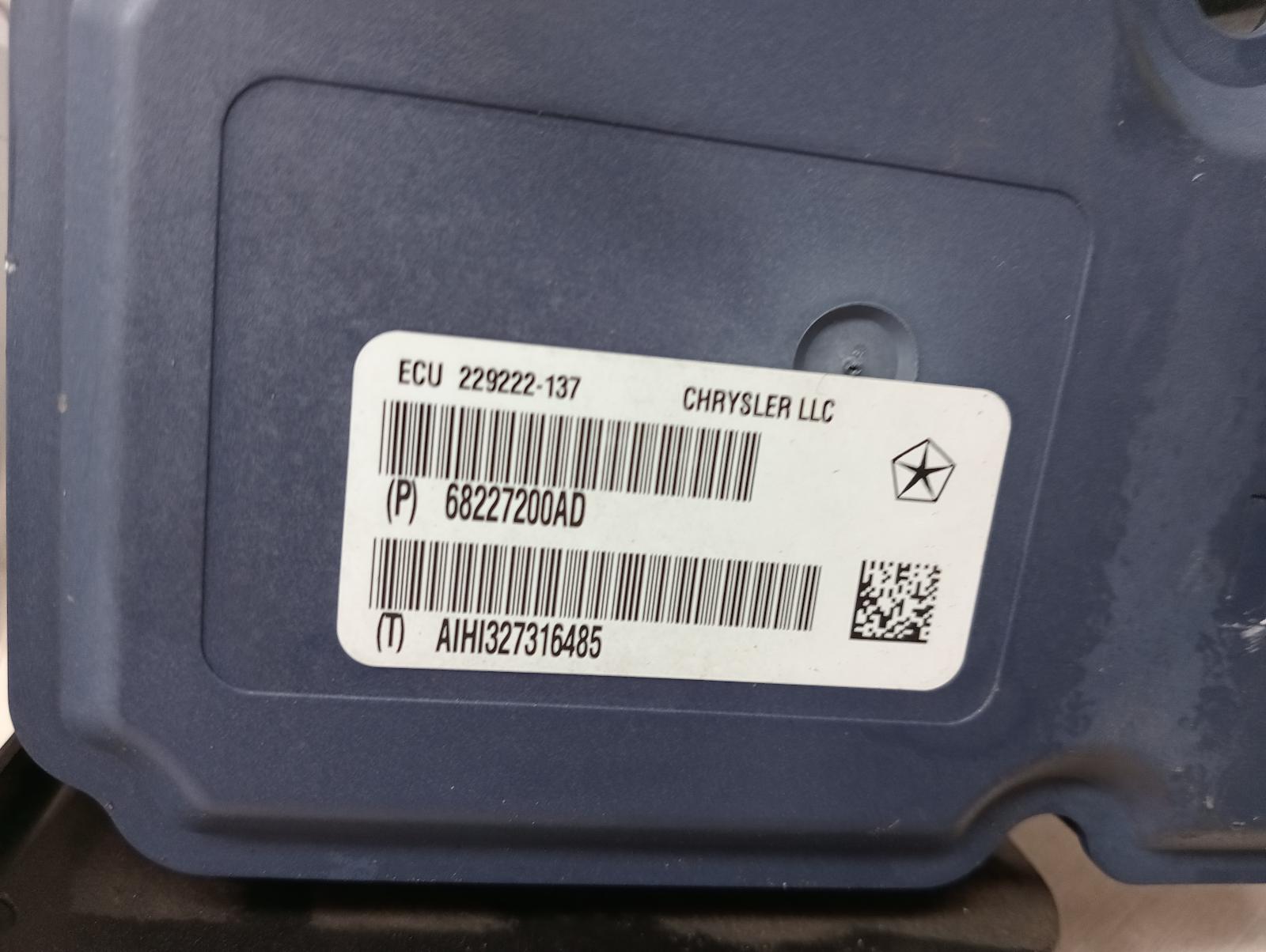 8954989