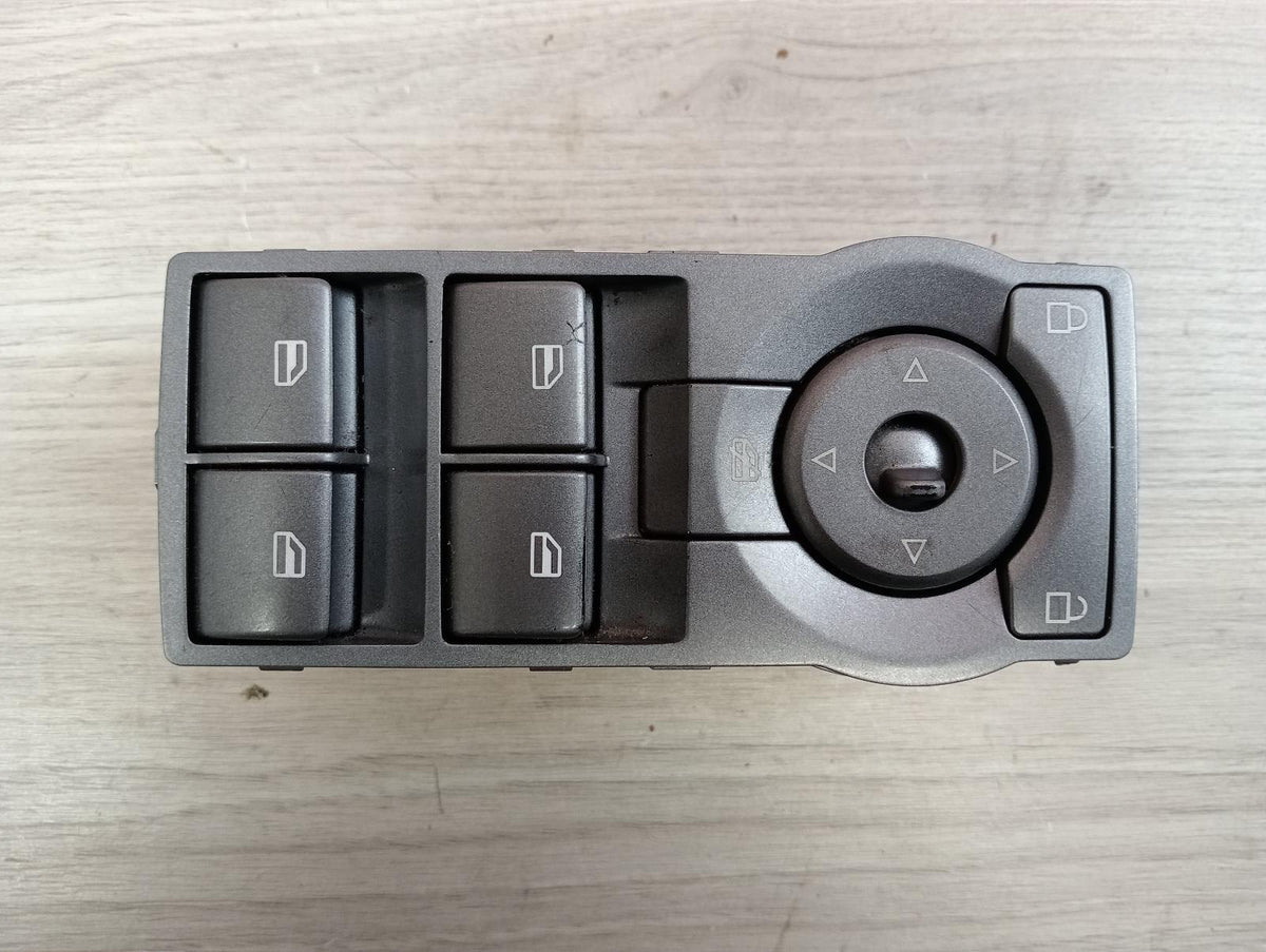9049482