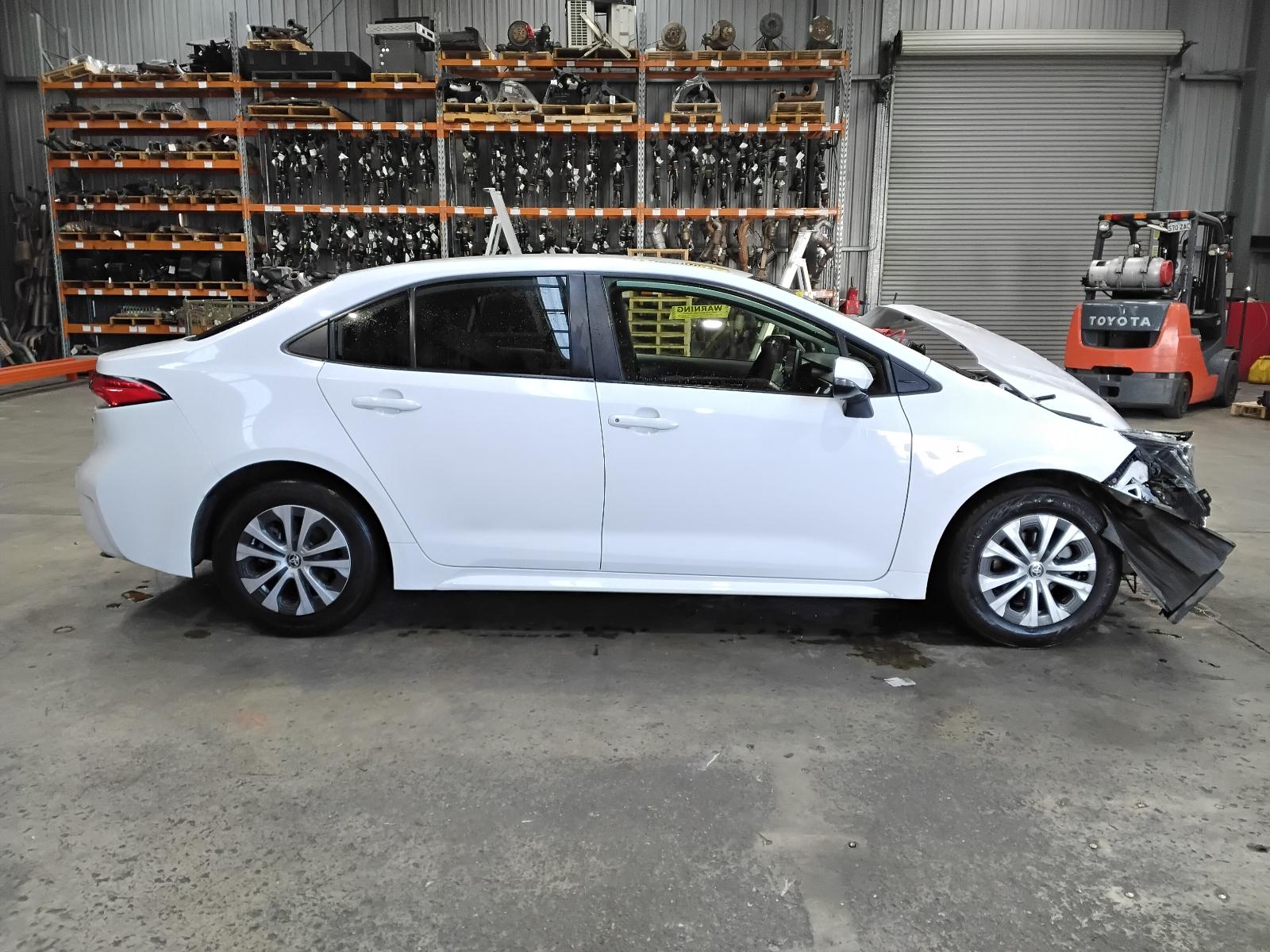 8981678