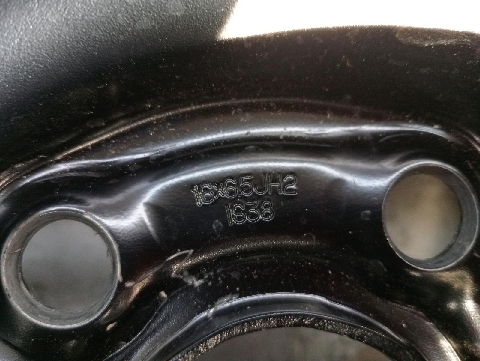 8984303
