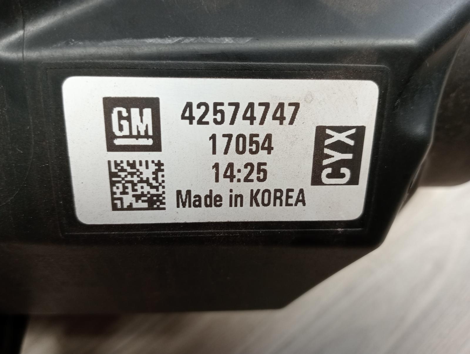 8937104