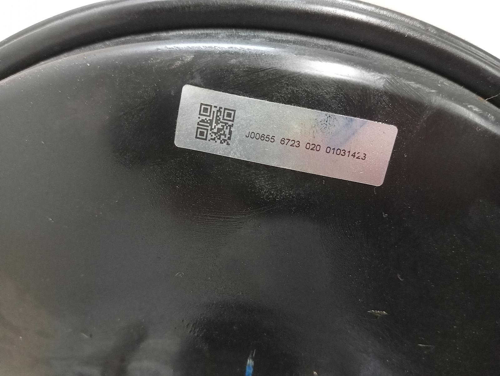 8741651