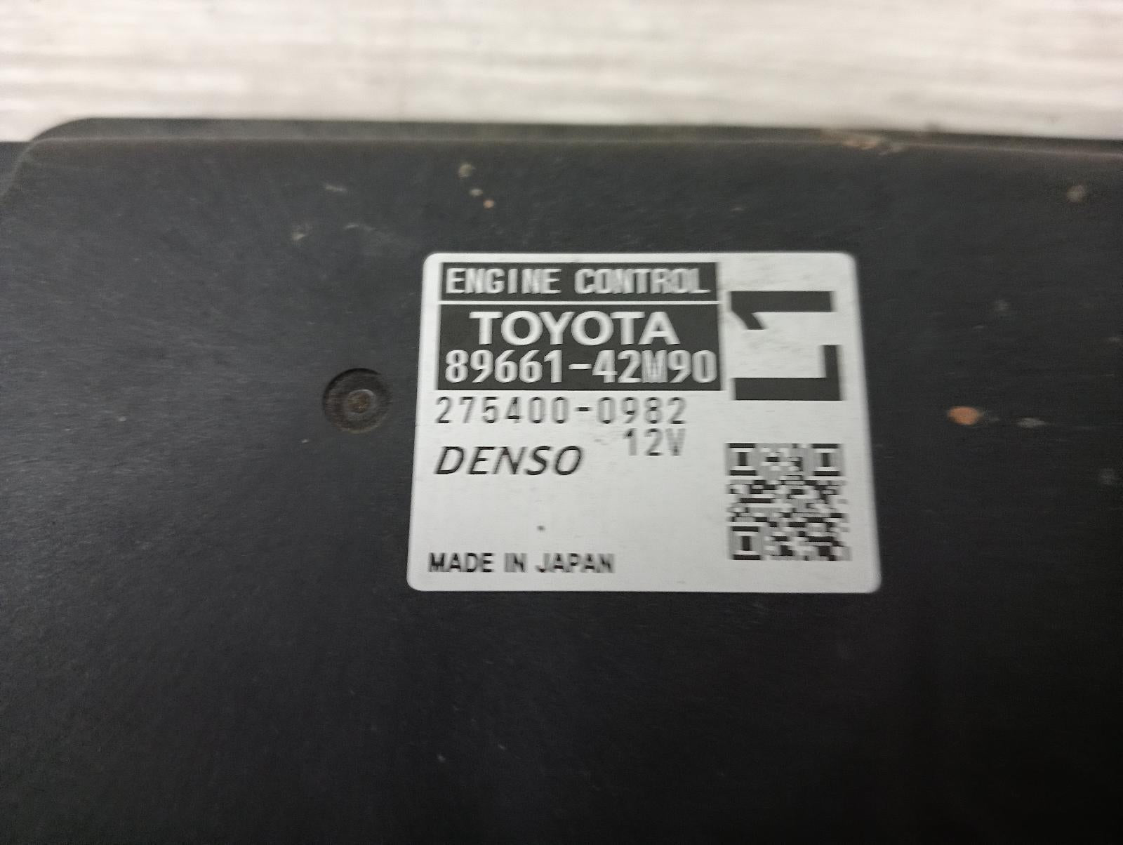 8972570