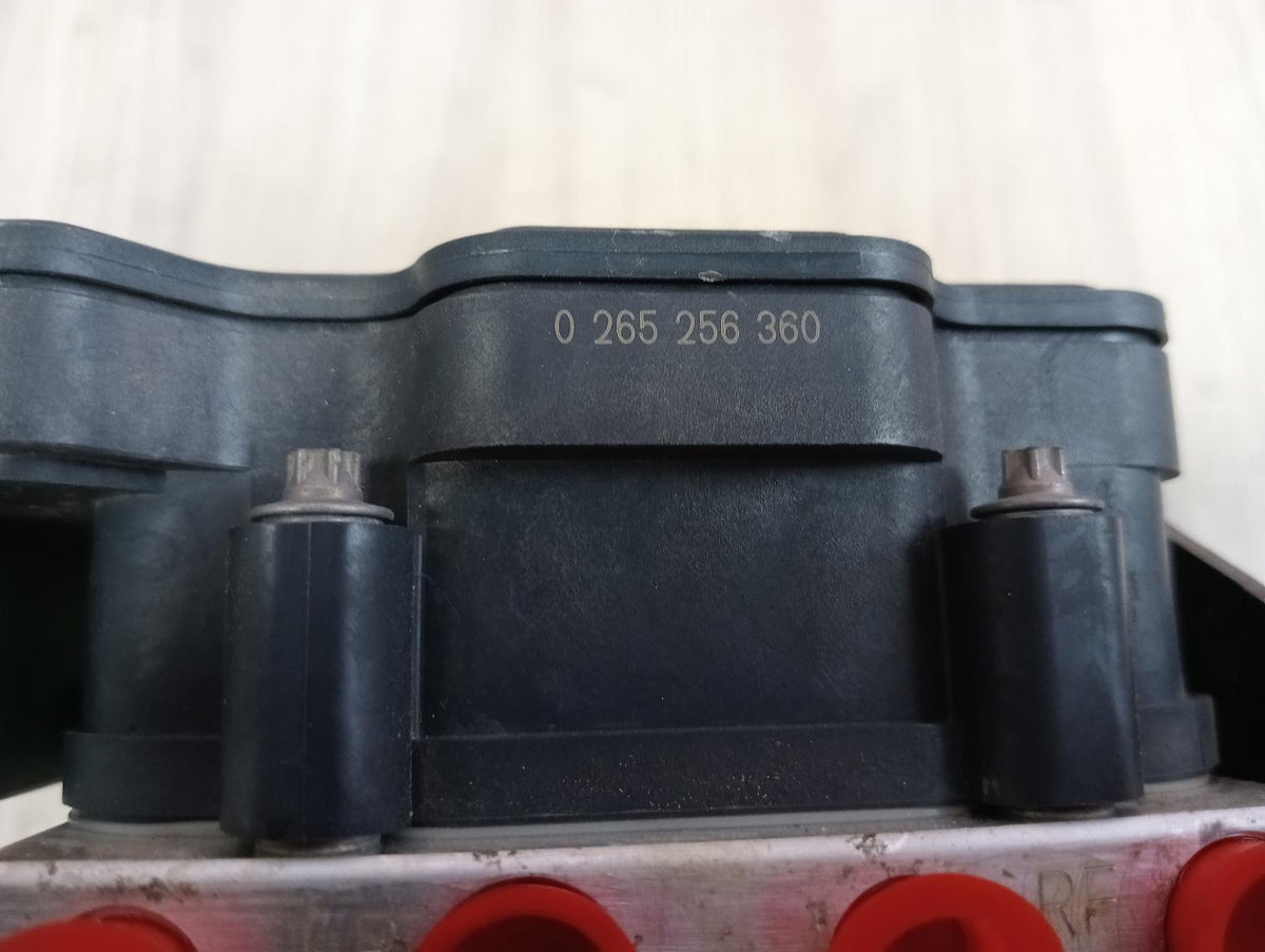 9064365