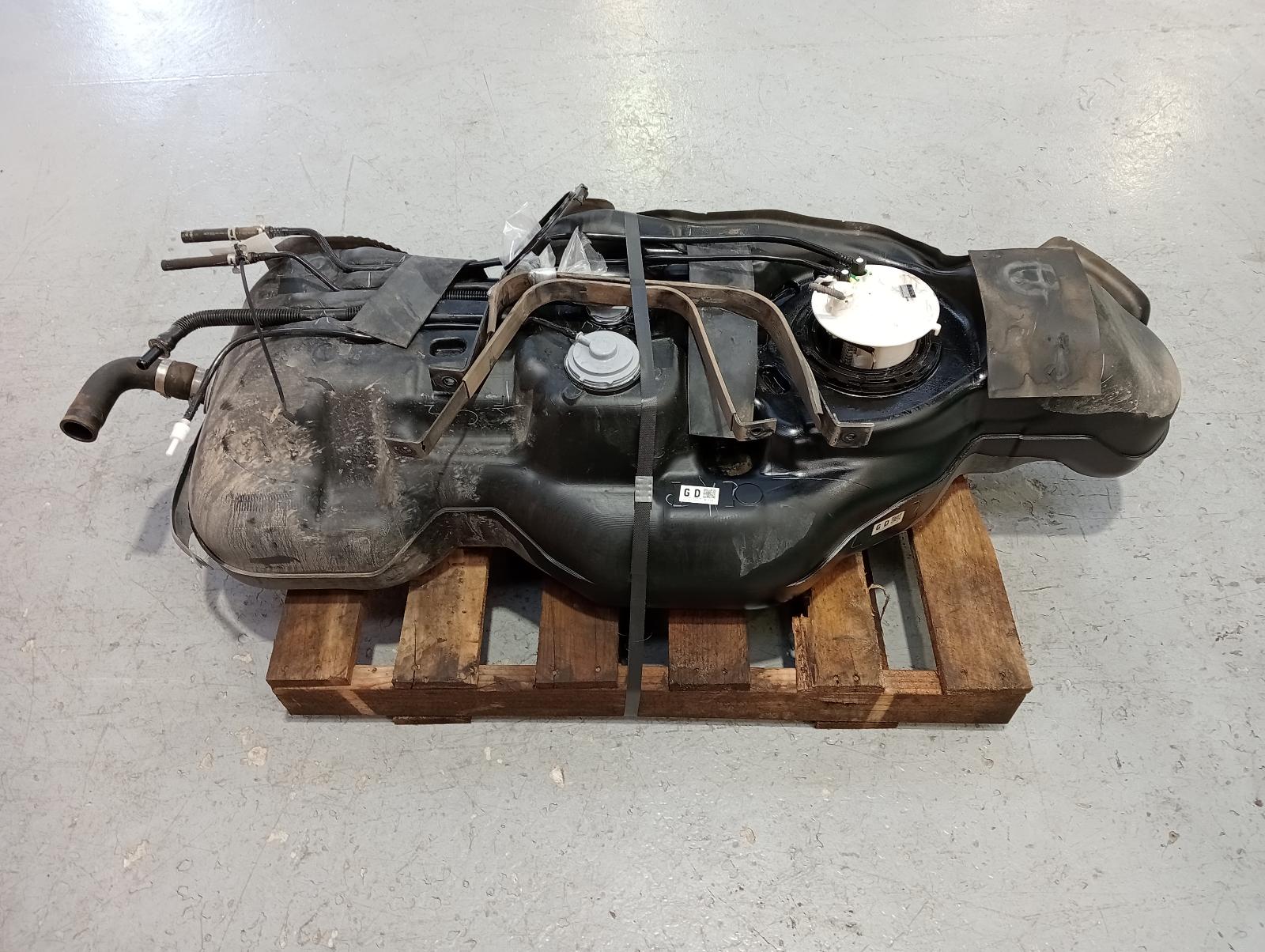 8958577