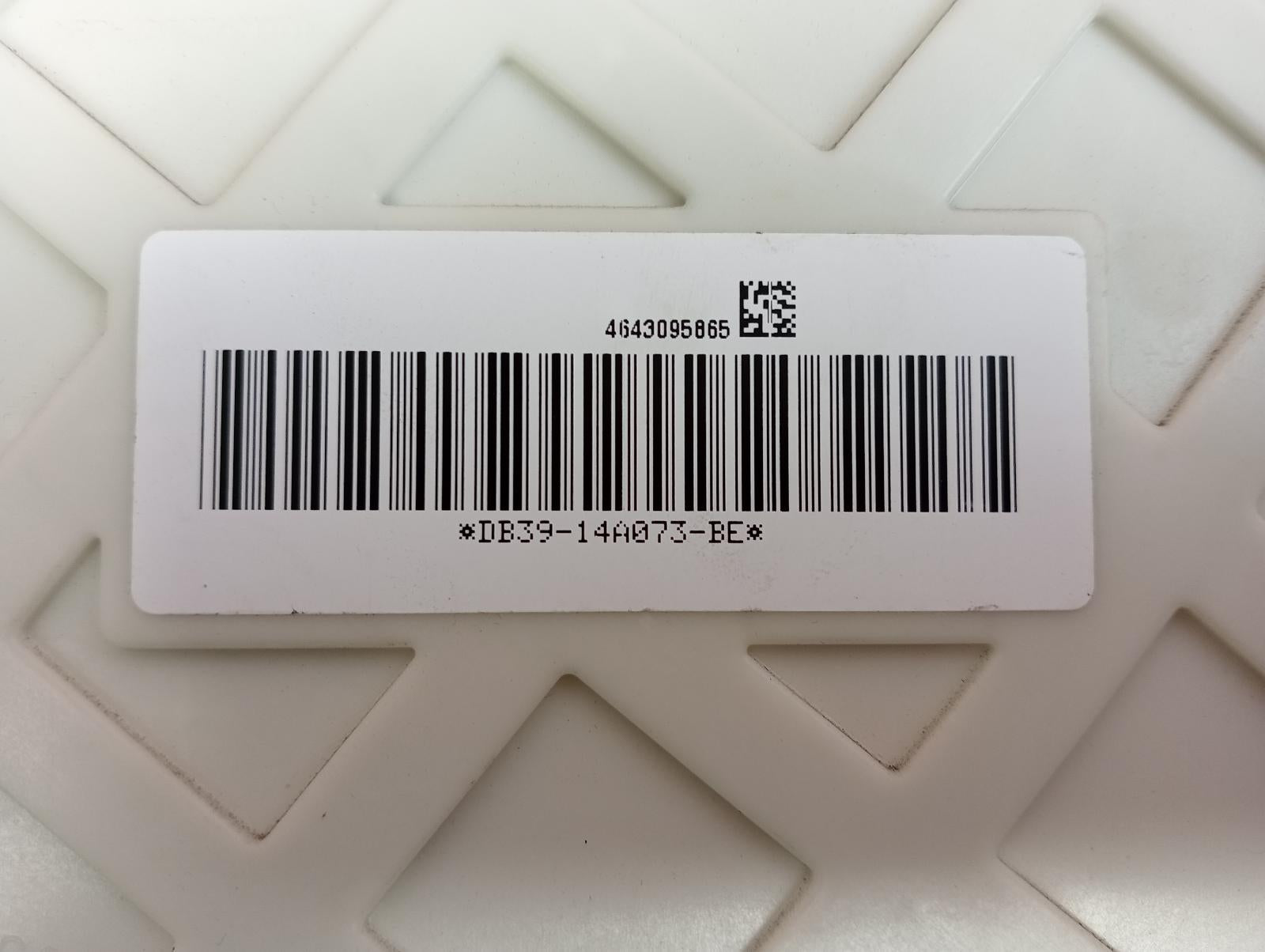 8960754