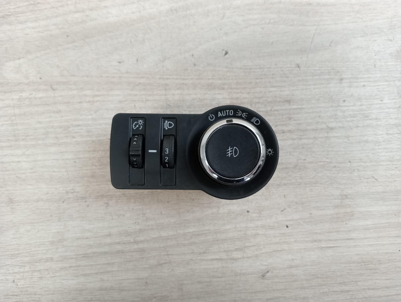 8949876