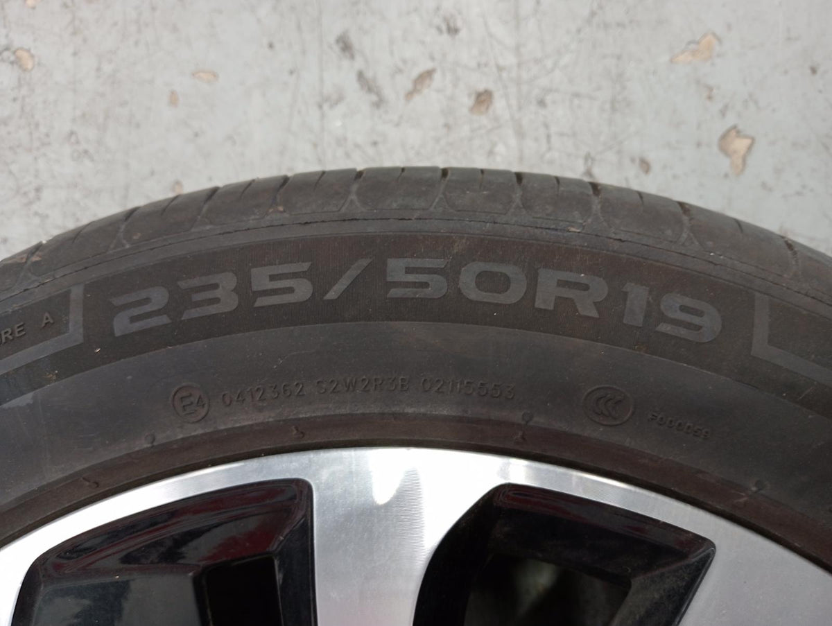 9023335