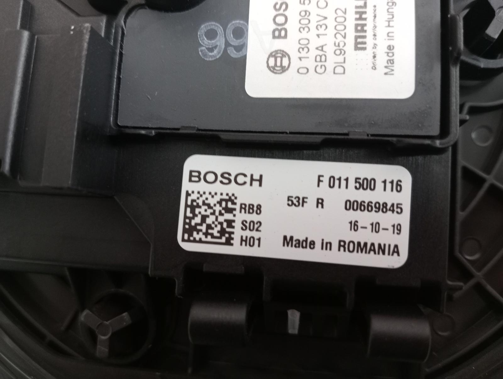 8972289