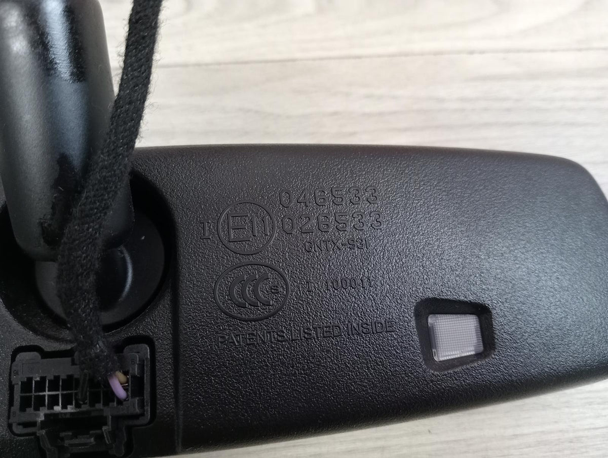 8994571