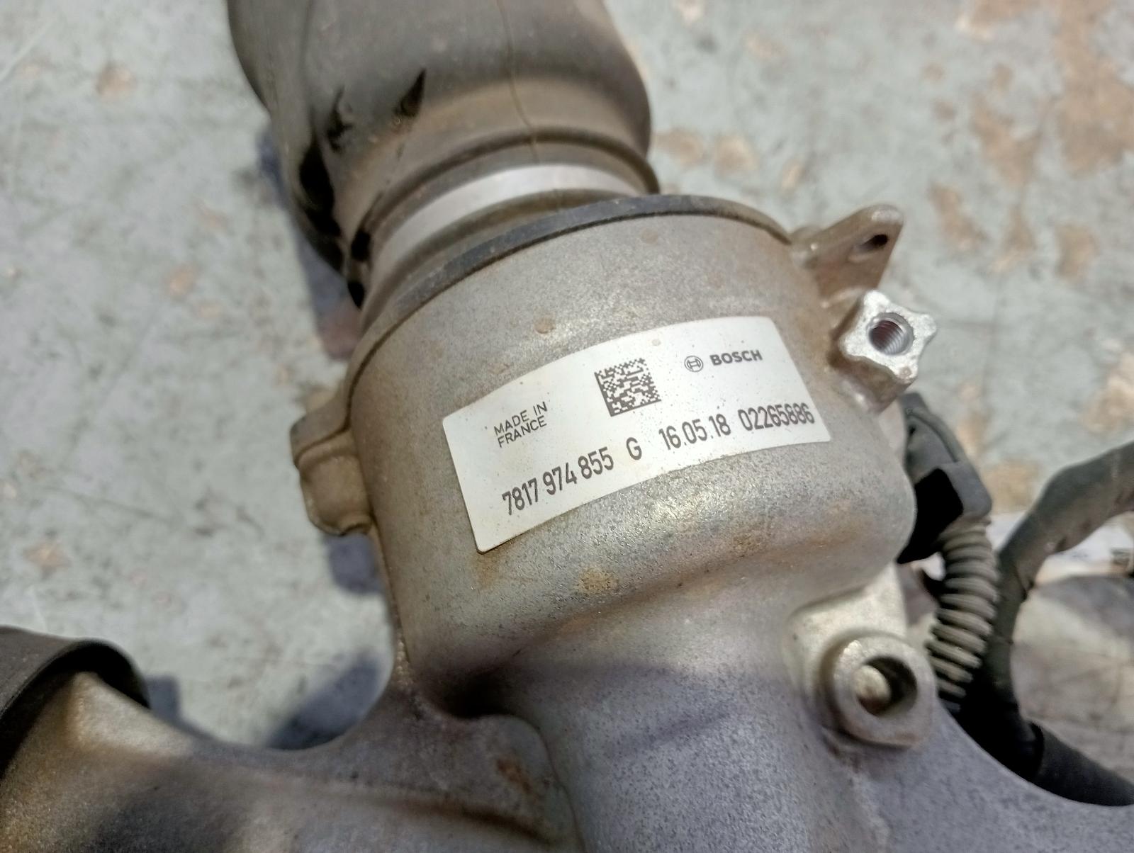 8959843
