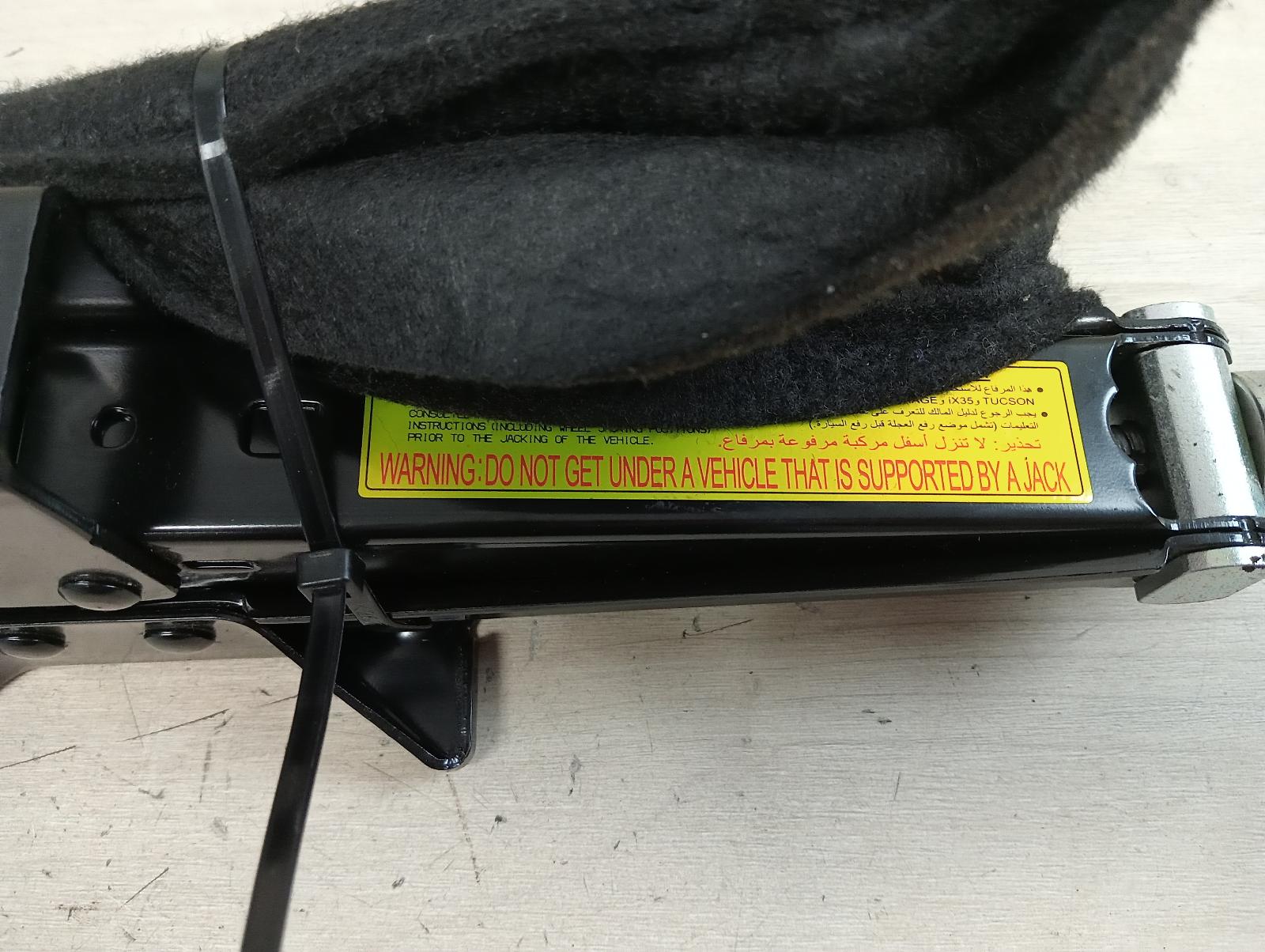 8960010