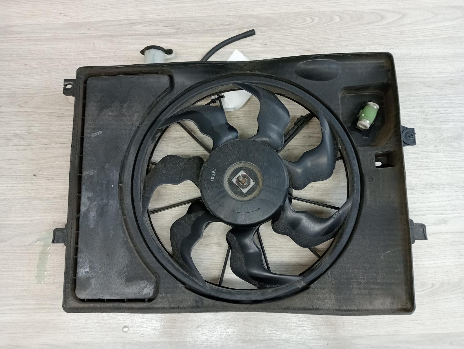 8850533
