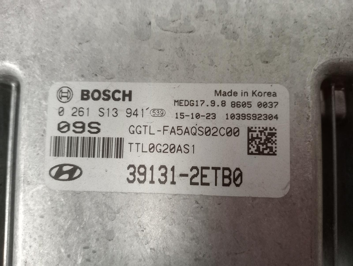 9045978