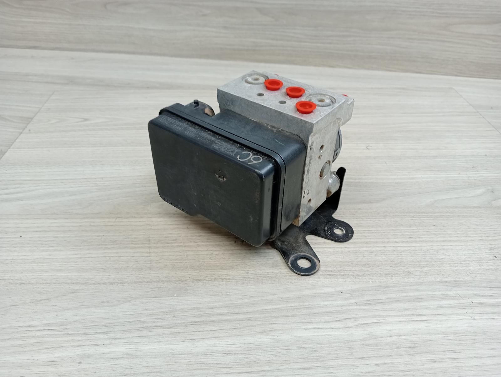 8975854