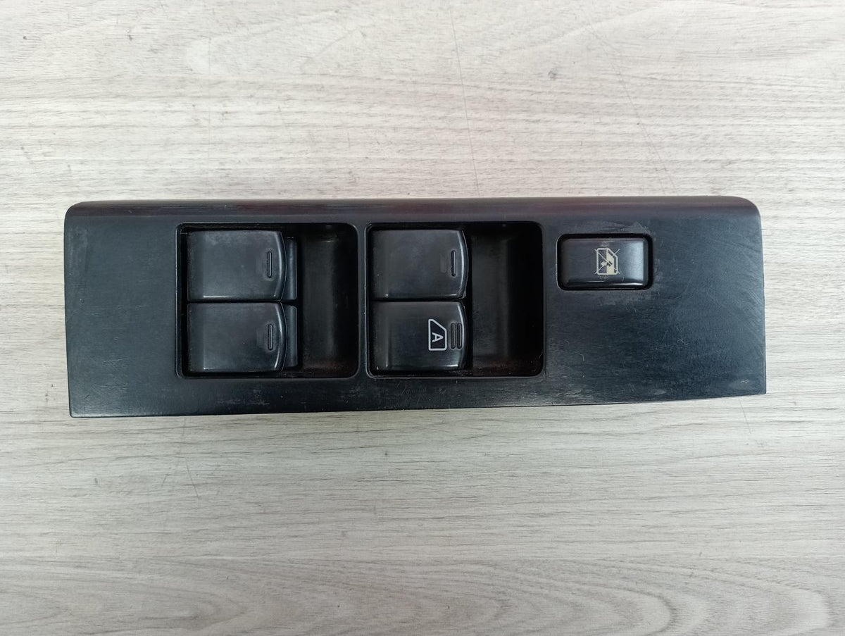9003104