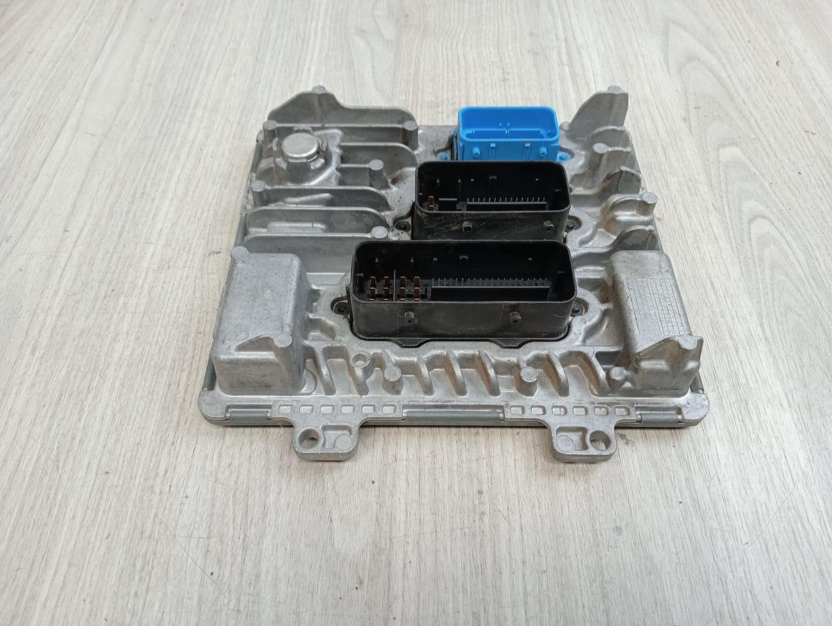 9002576