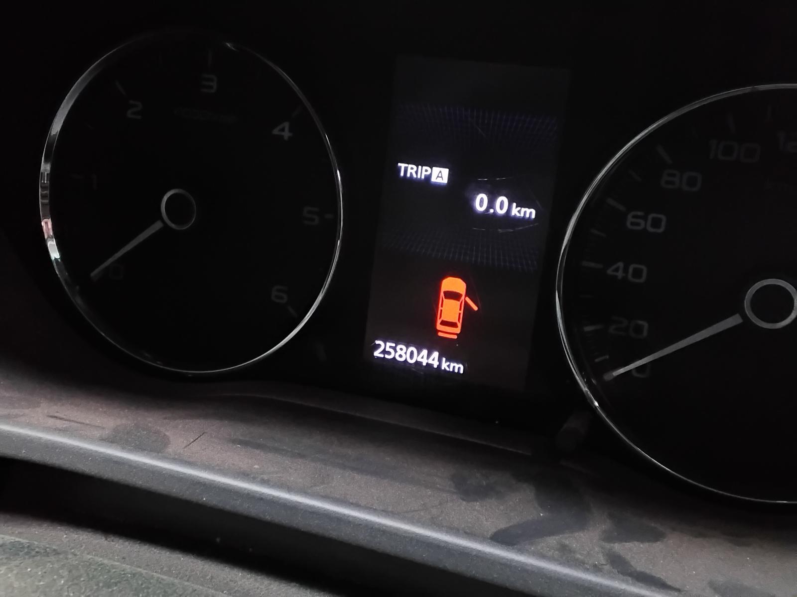 8946238