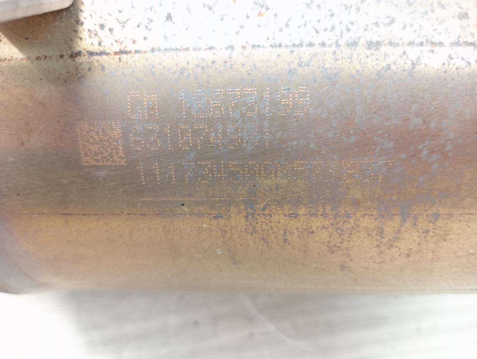 8947395