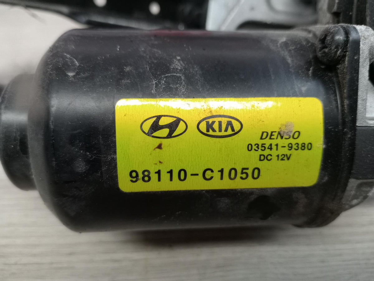 9069757