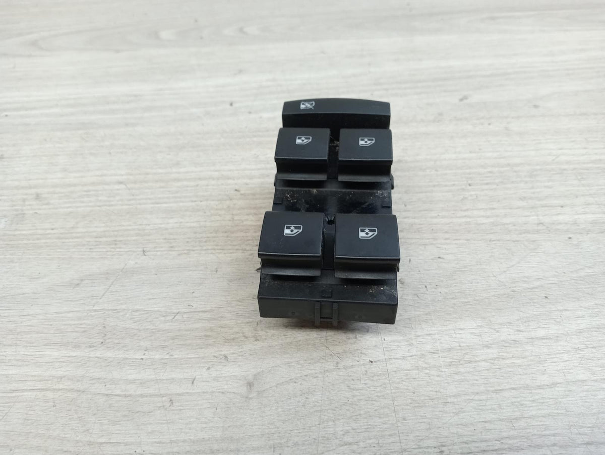 9002640
