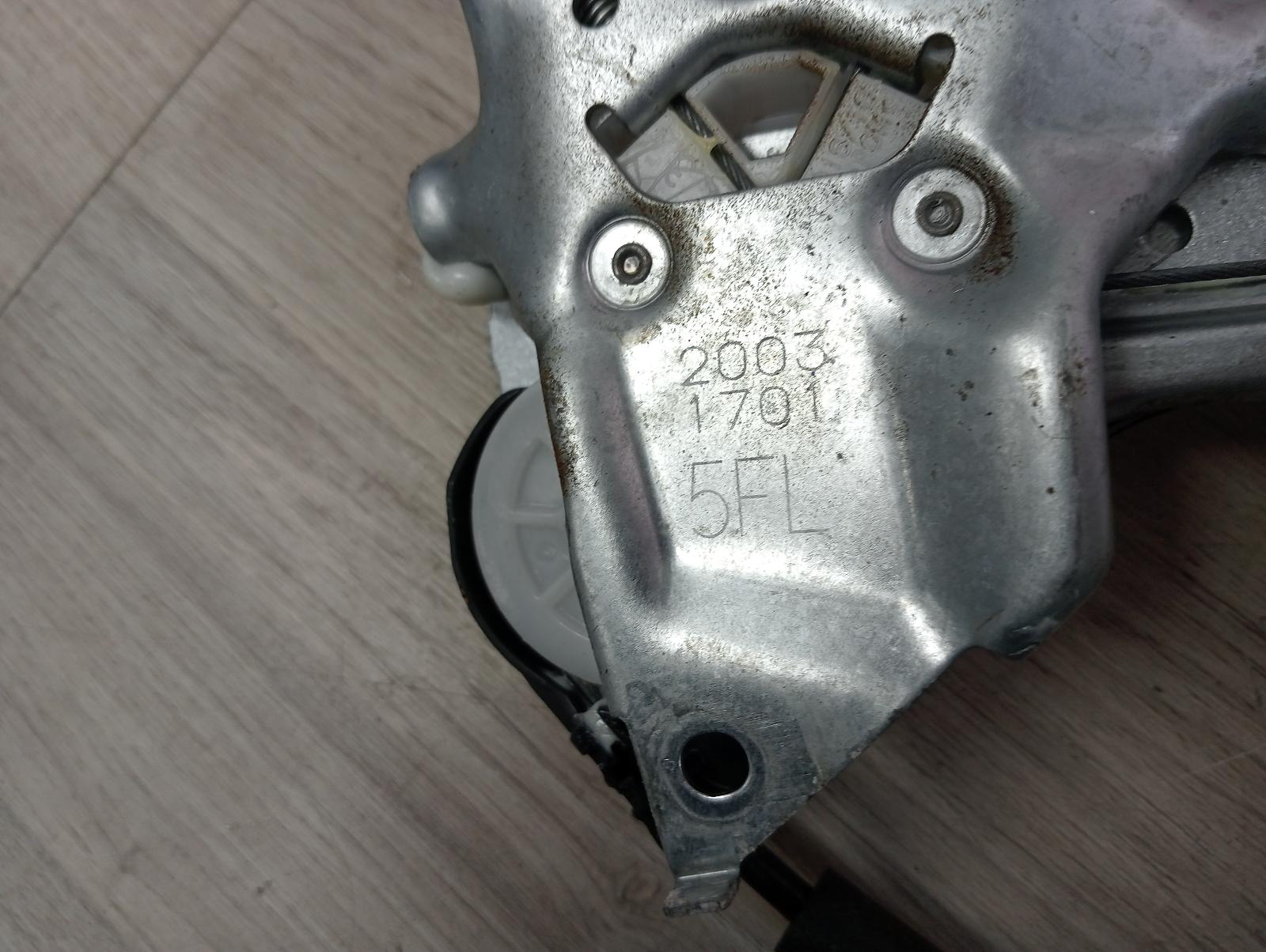 8937114