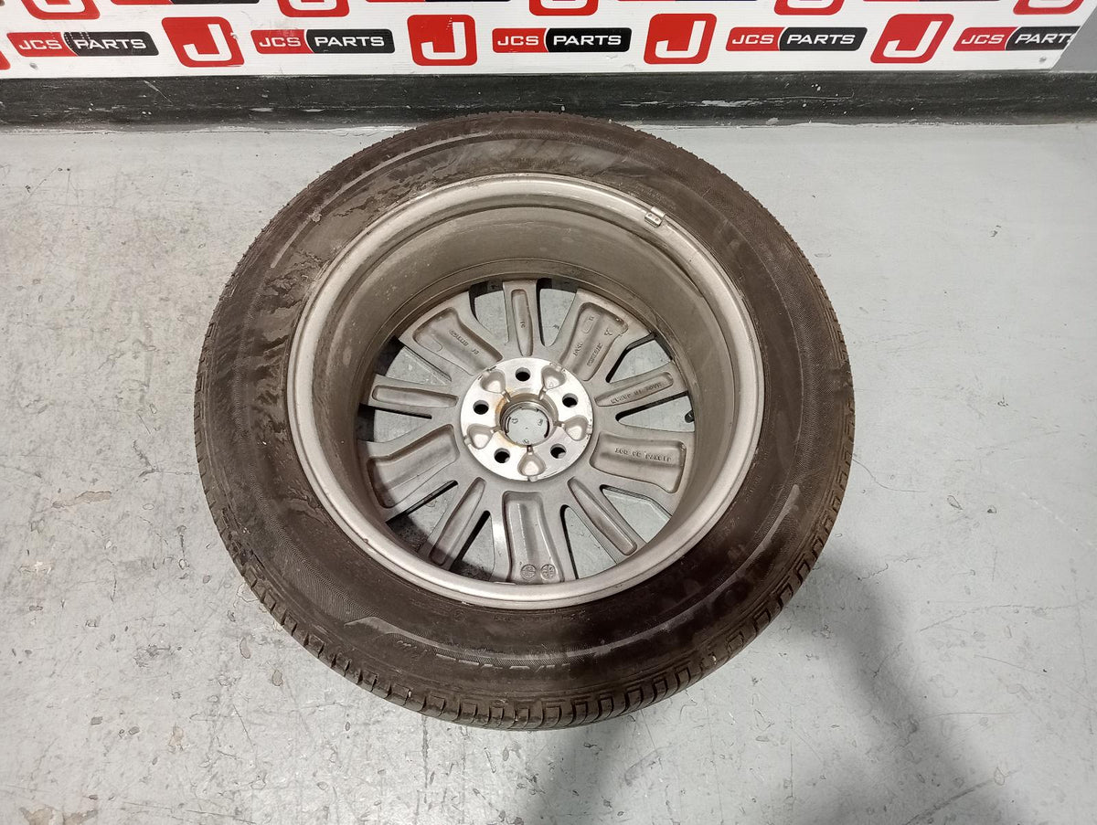 8992749