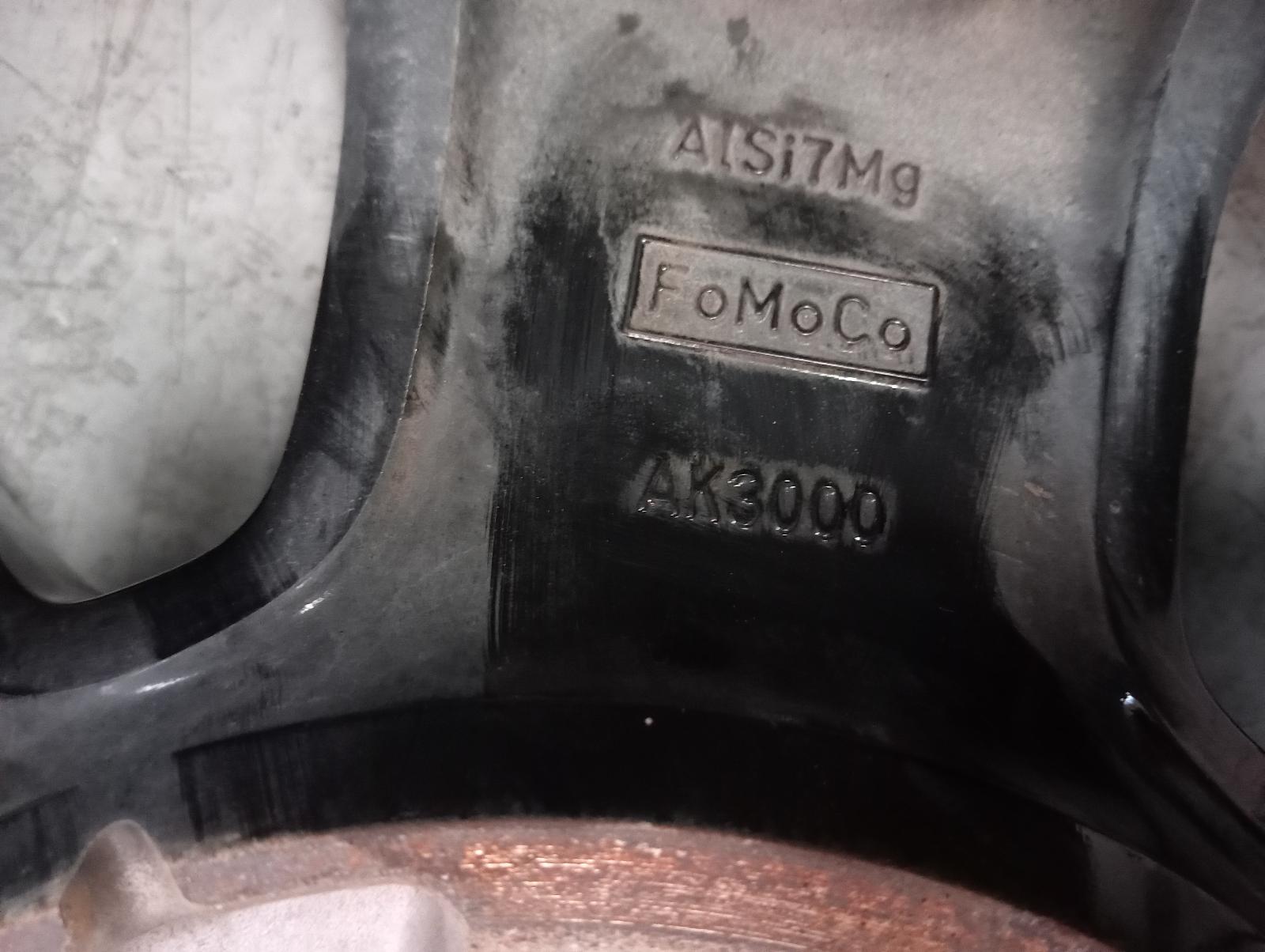 8952415