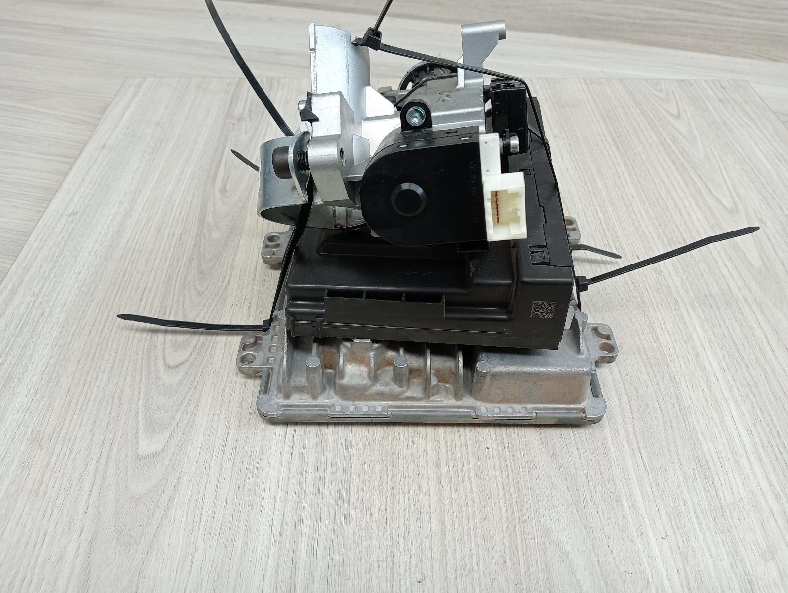 8984537
