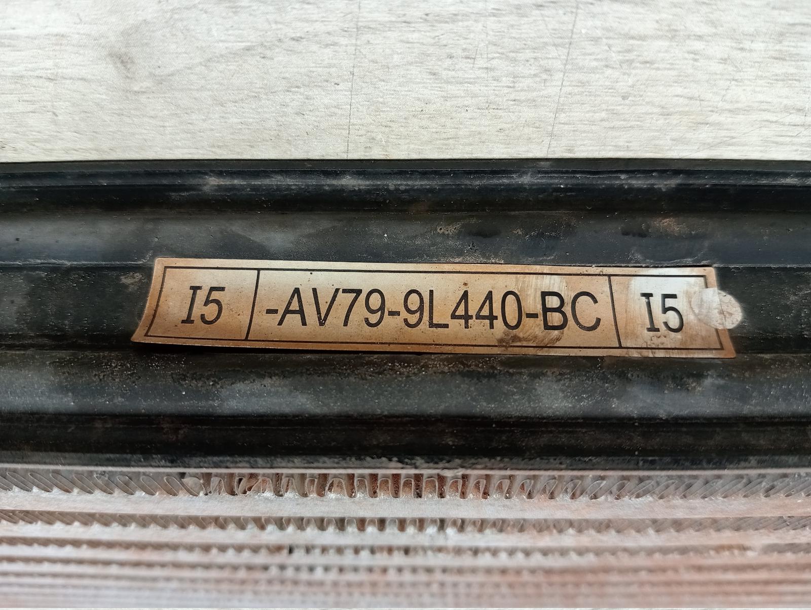 8959018