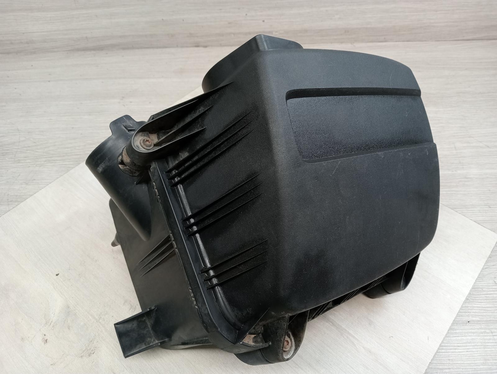 8977024