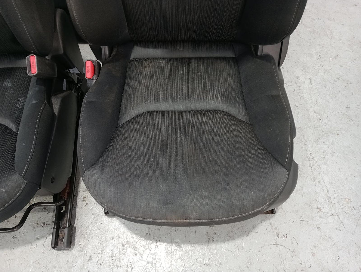 8991152